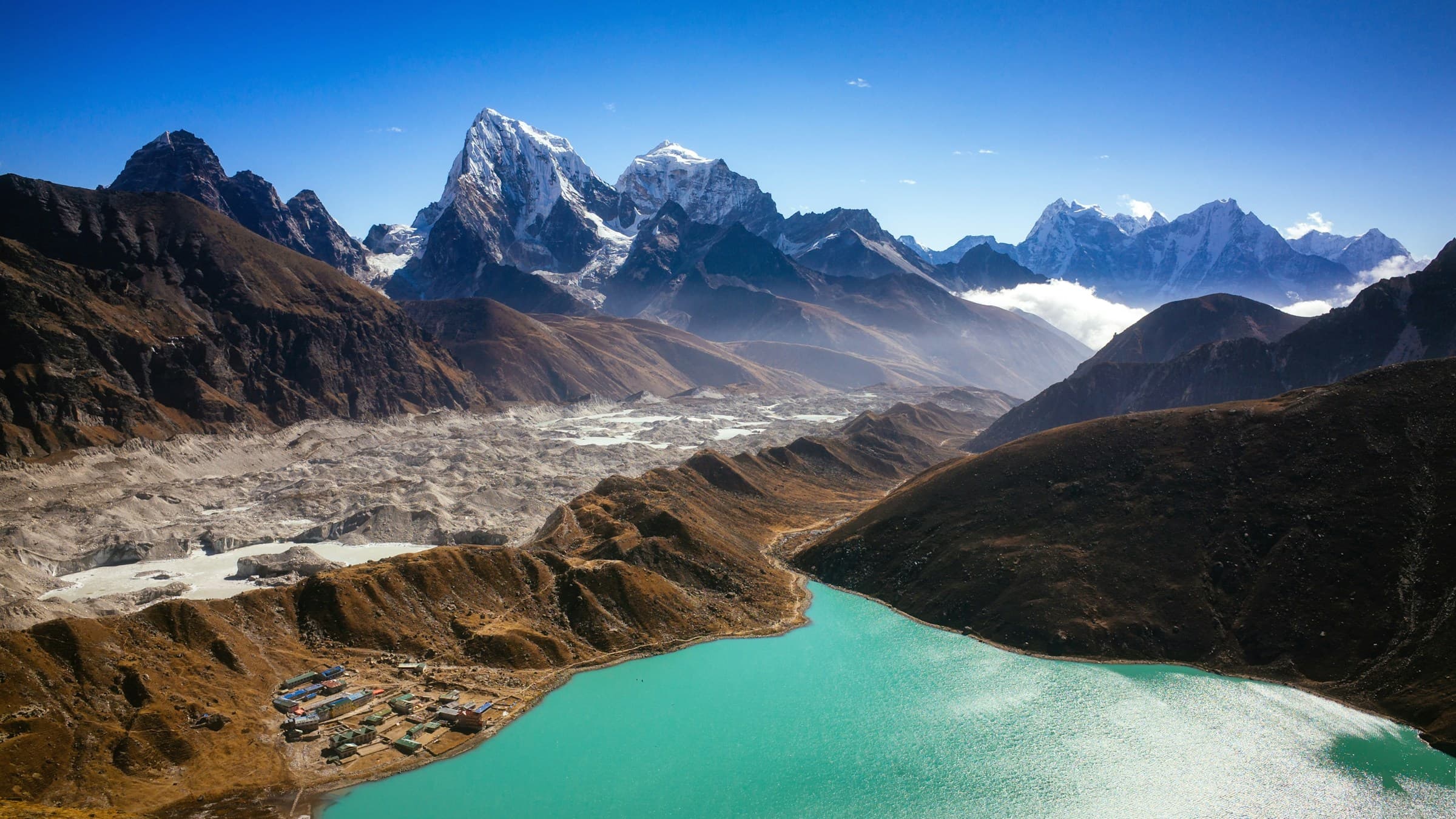 Scenic Nepal mountains